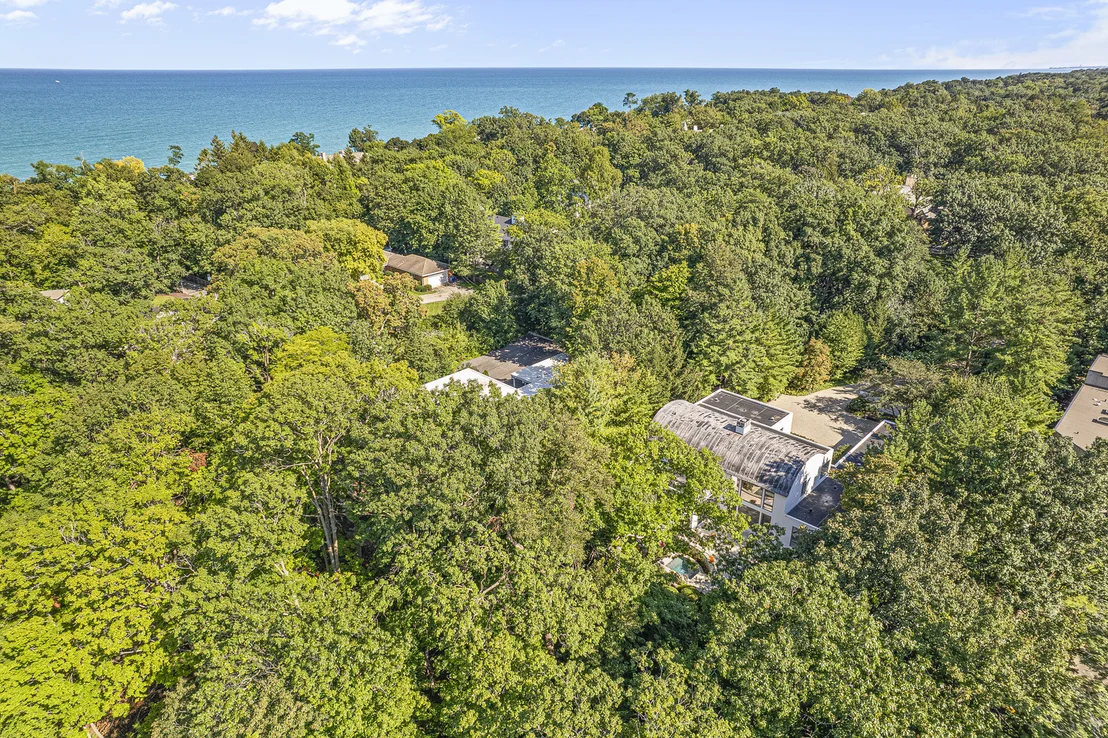 Photo of 165 Maple Avenue