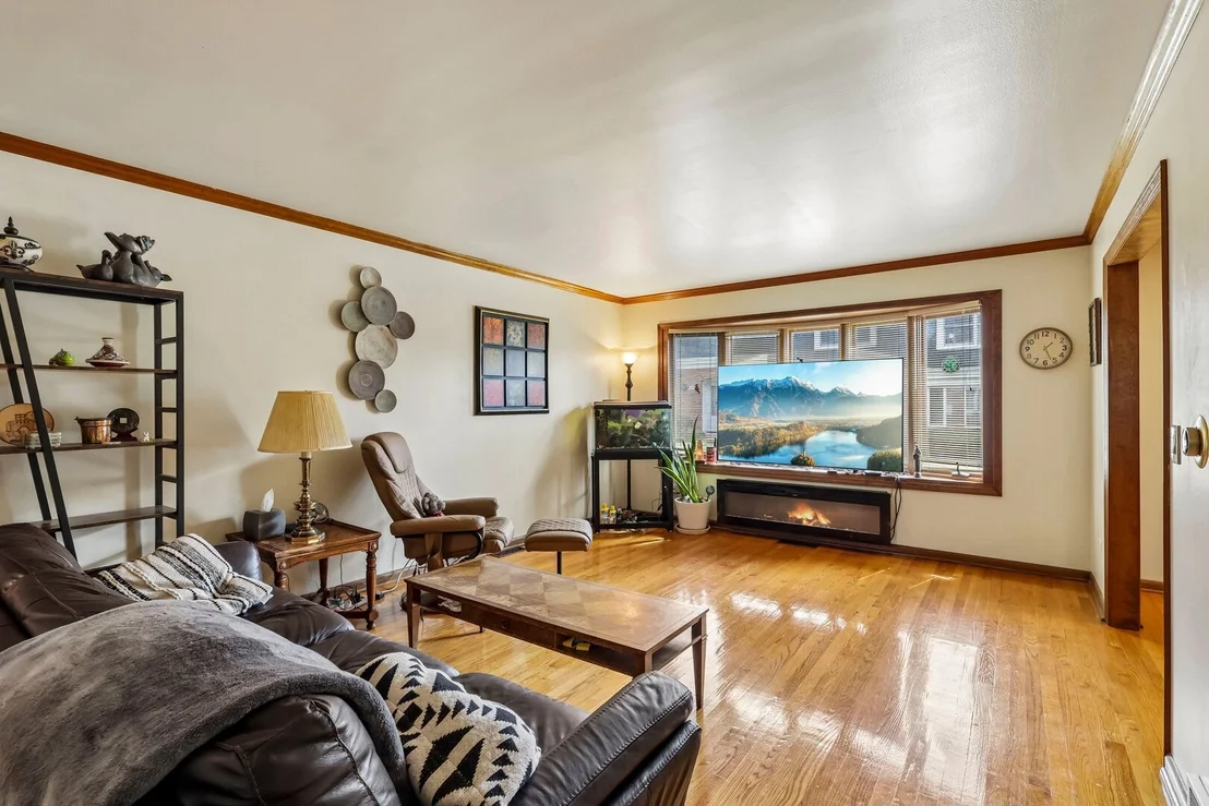 Photo of 328 Eastern Avenue