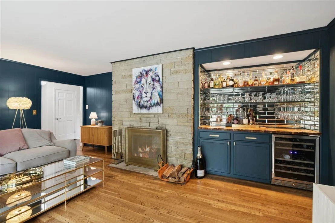 Photo of 818 Valley Road