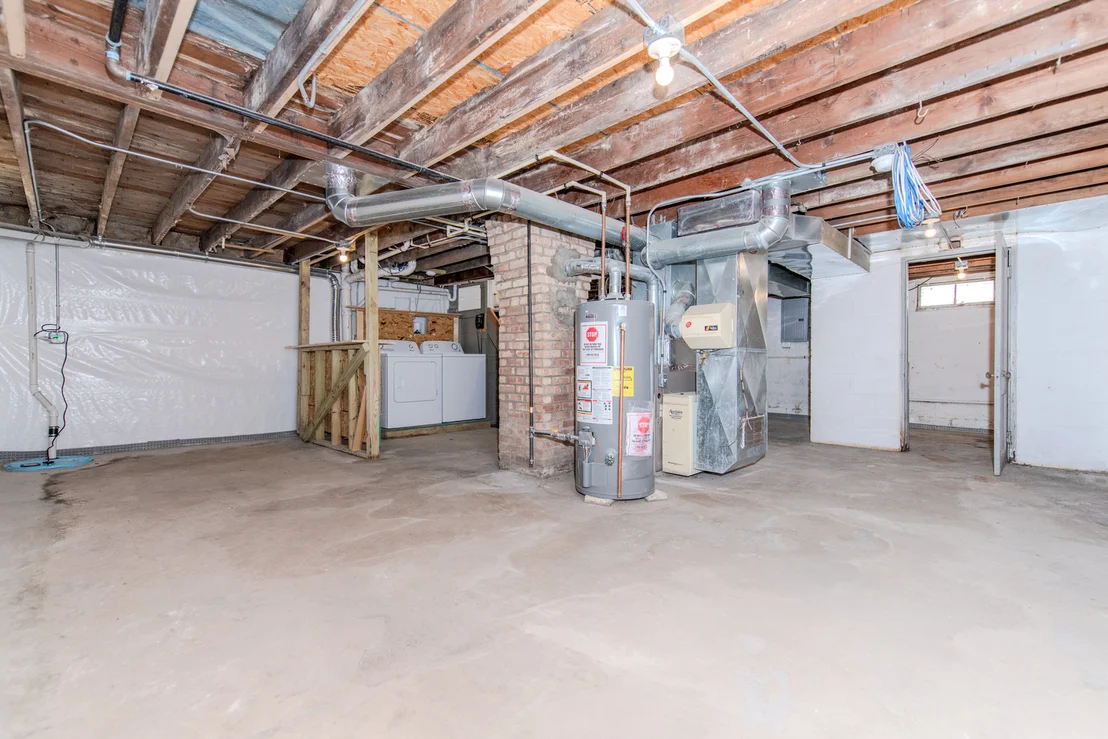 Photo of 602 Armstrong Street