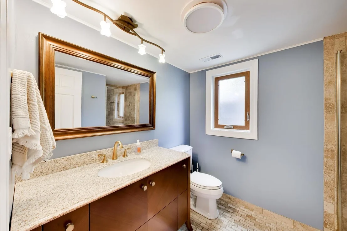 Photo of 2147 Green Valley Road