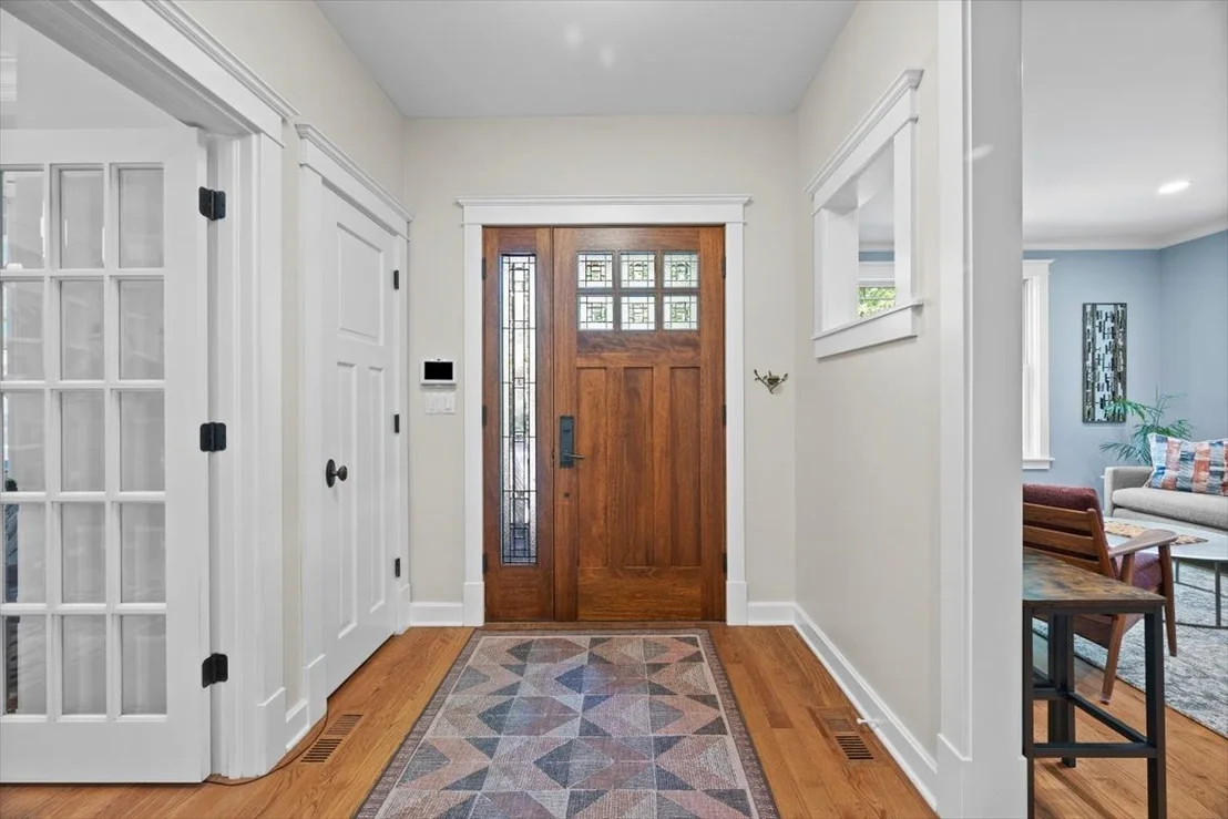 Photo of 1119 Oak Avenue