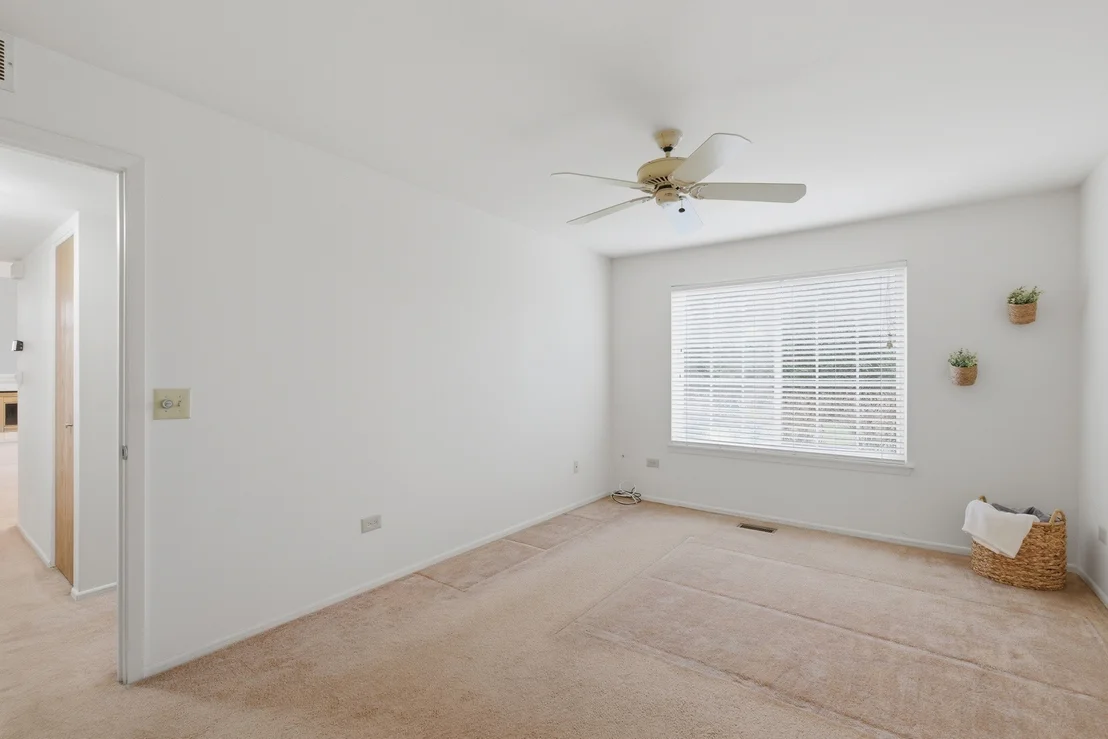 Photo of Unit 1 at 442 Cromwell Circle