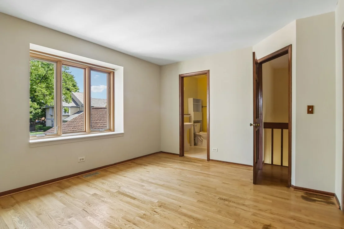 Photo of 373 GOSHAWK Lane