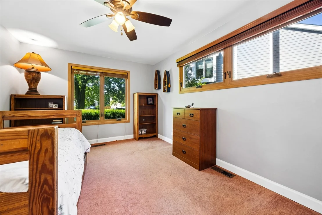 Photo of 1153 Brighton Road