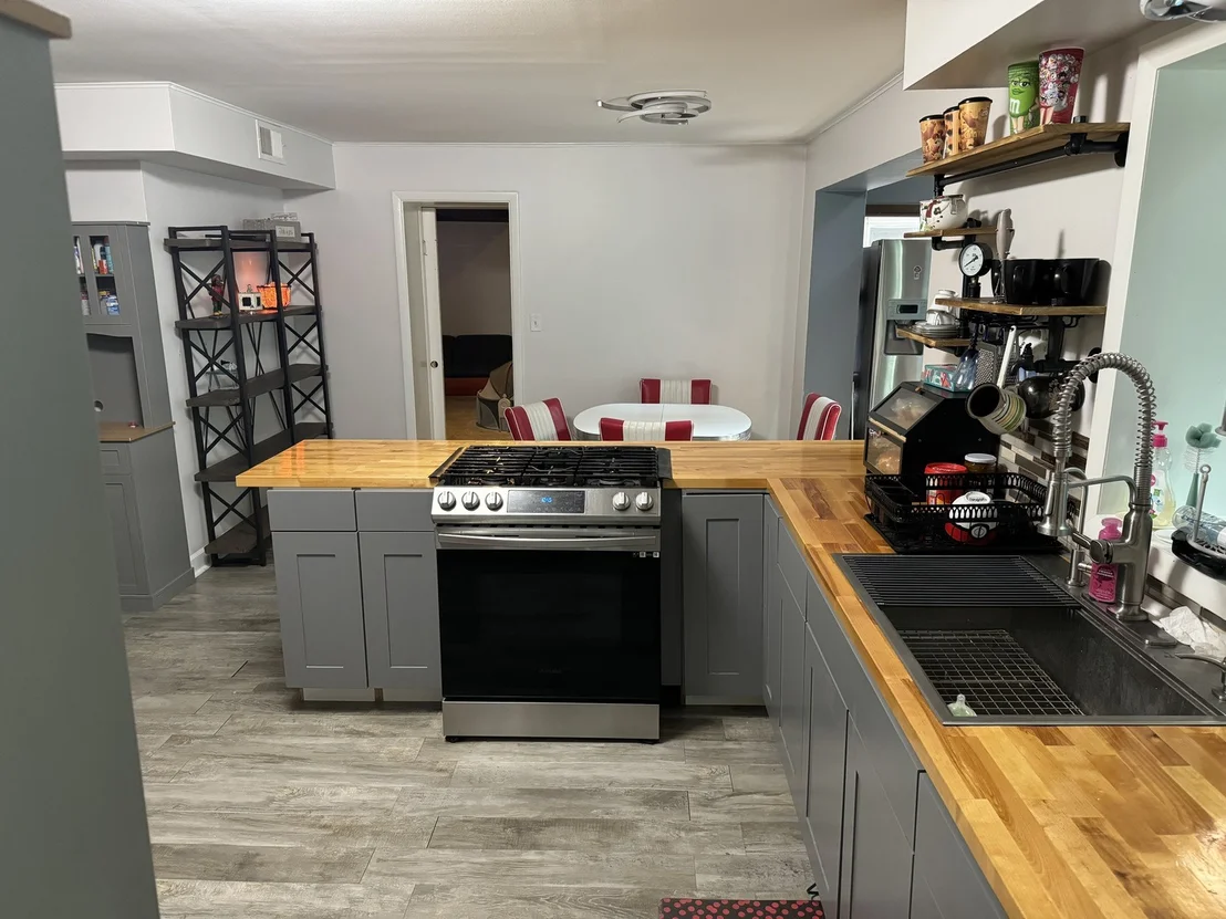 Photo of 1009 Rawson Bridge Road
