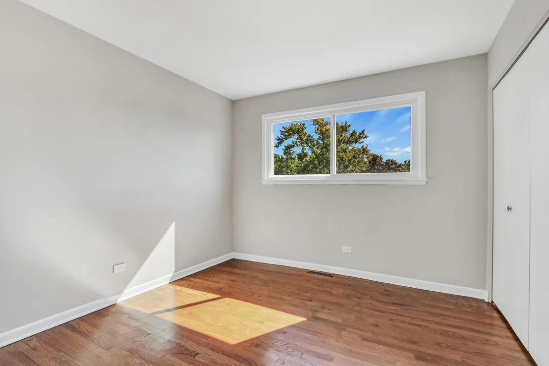 Photo of 1430 W Jo Ann Lane