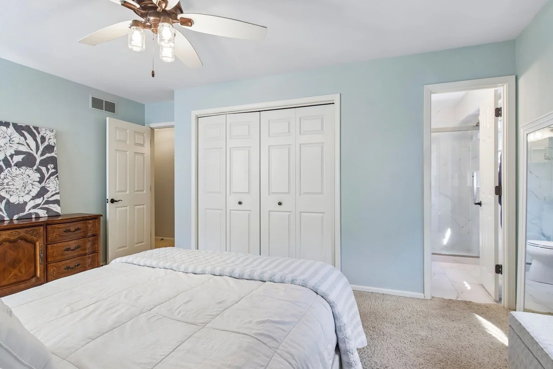 Photo of 585 Yellowstone Drive