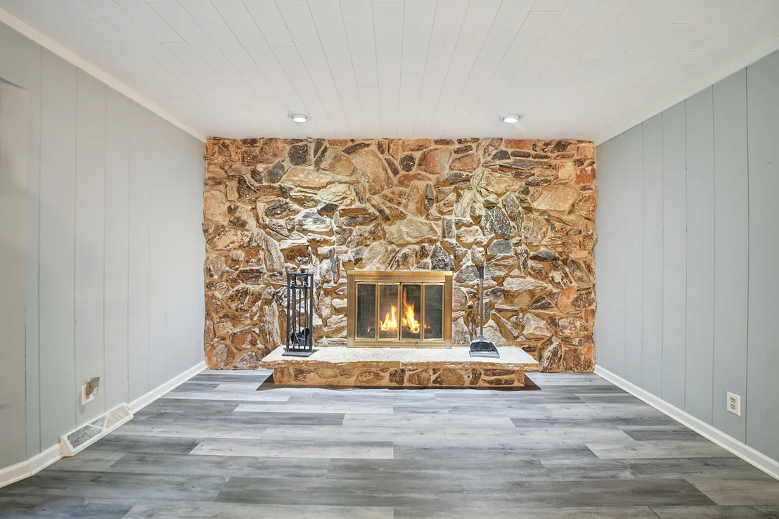Photo of 3202 Springbrook Road