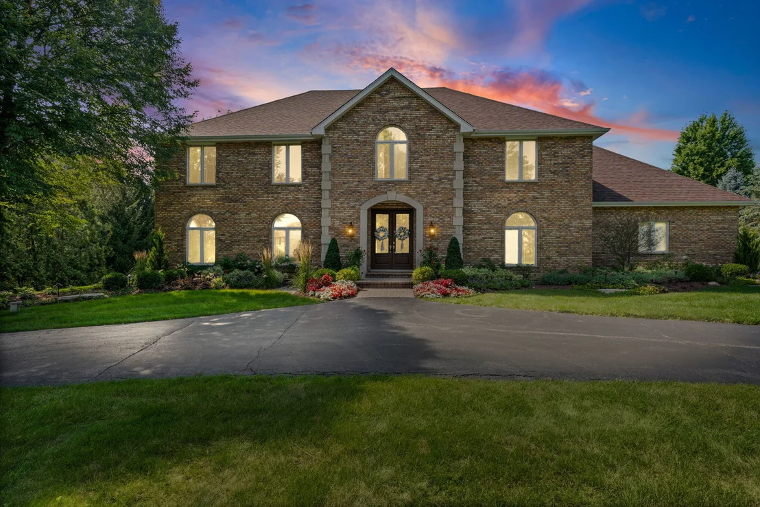 Photo of 5657 Oakwood Circle