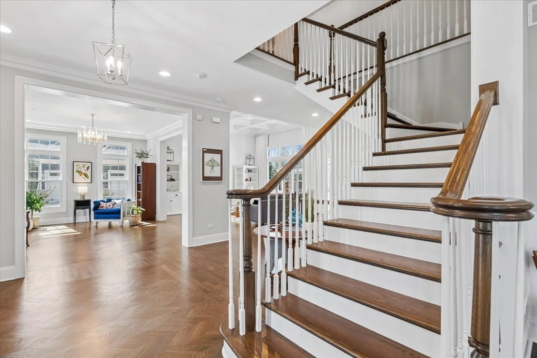 Photo of 1024 Prairie Lawn Road
