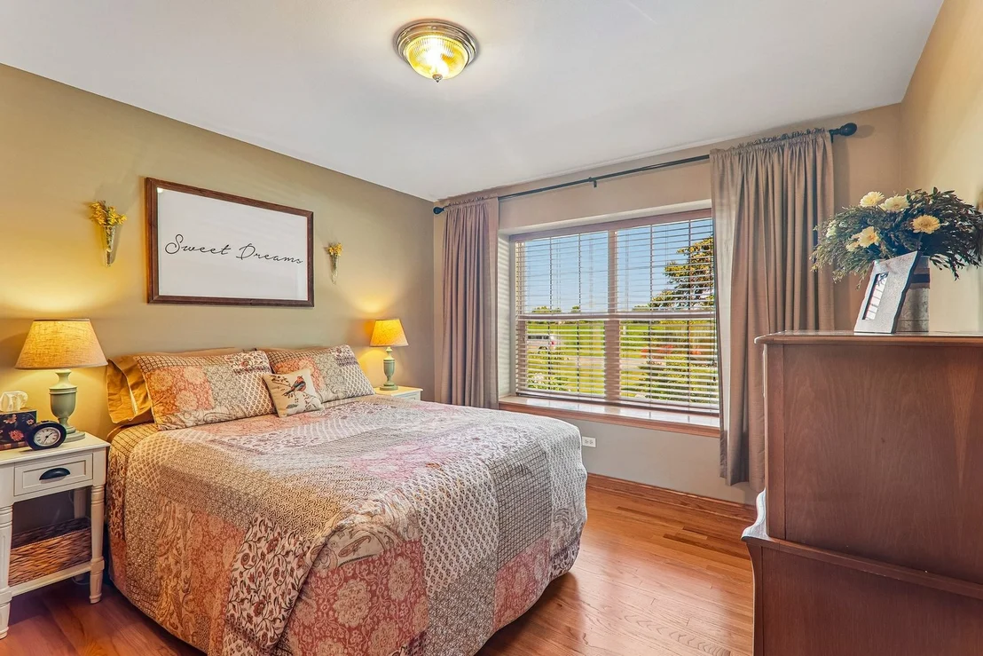 Photo of 5715 Saddle Ridge