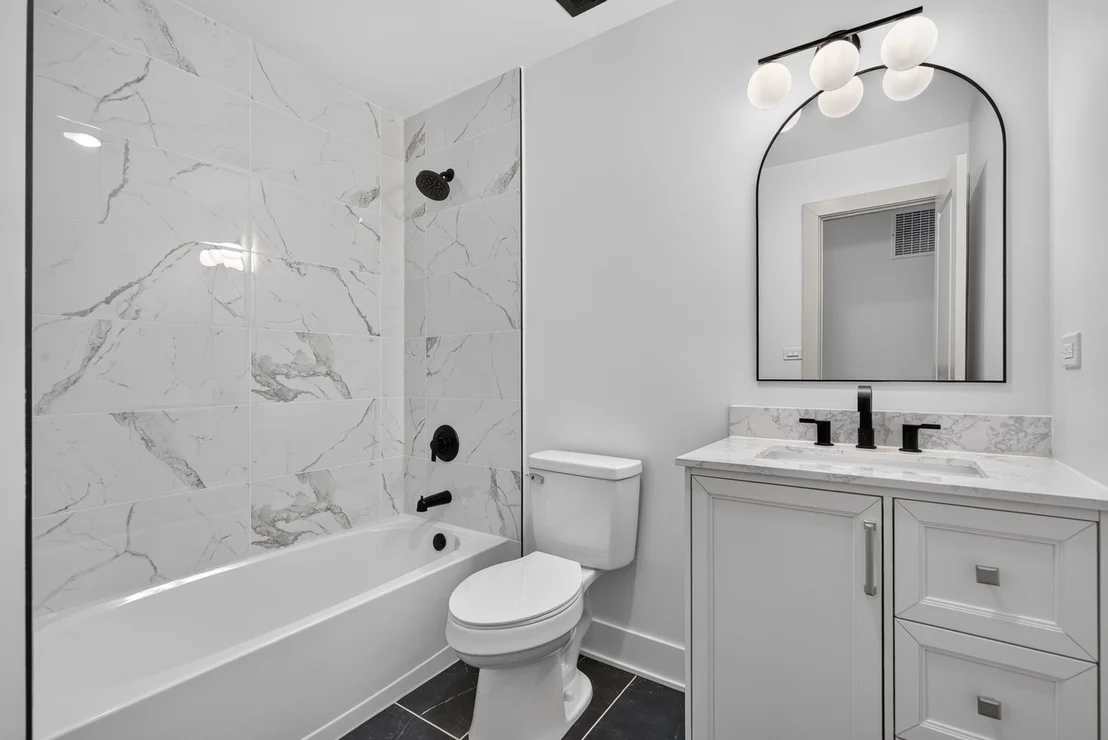 Photo of 405 W Newport Road