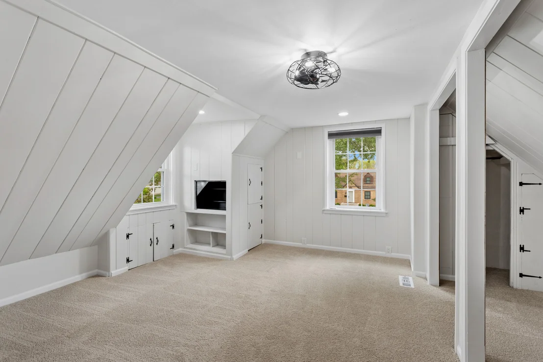 Photo of 1118 Manchester Road