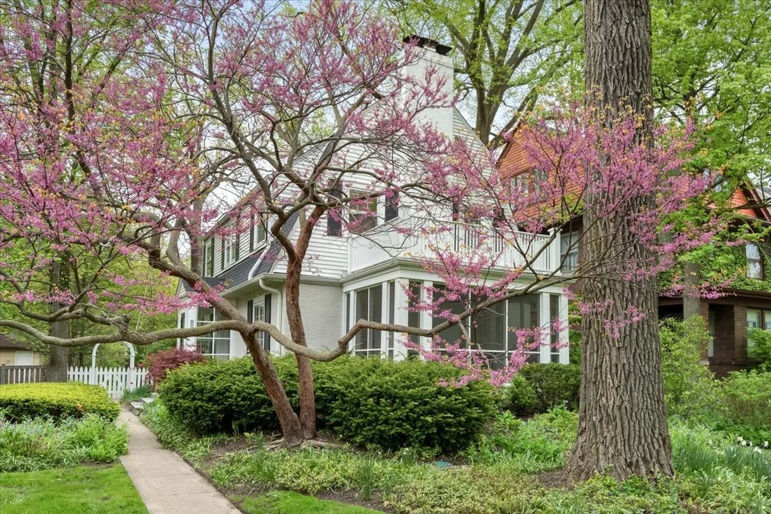 Photo of 2311 Park Place