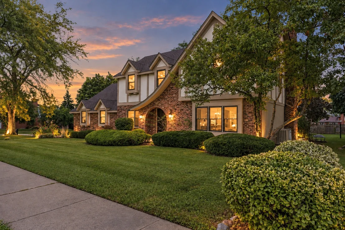 Photo of 1221 W Sable Drive