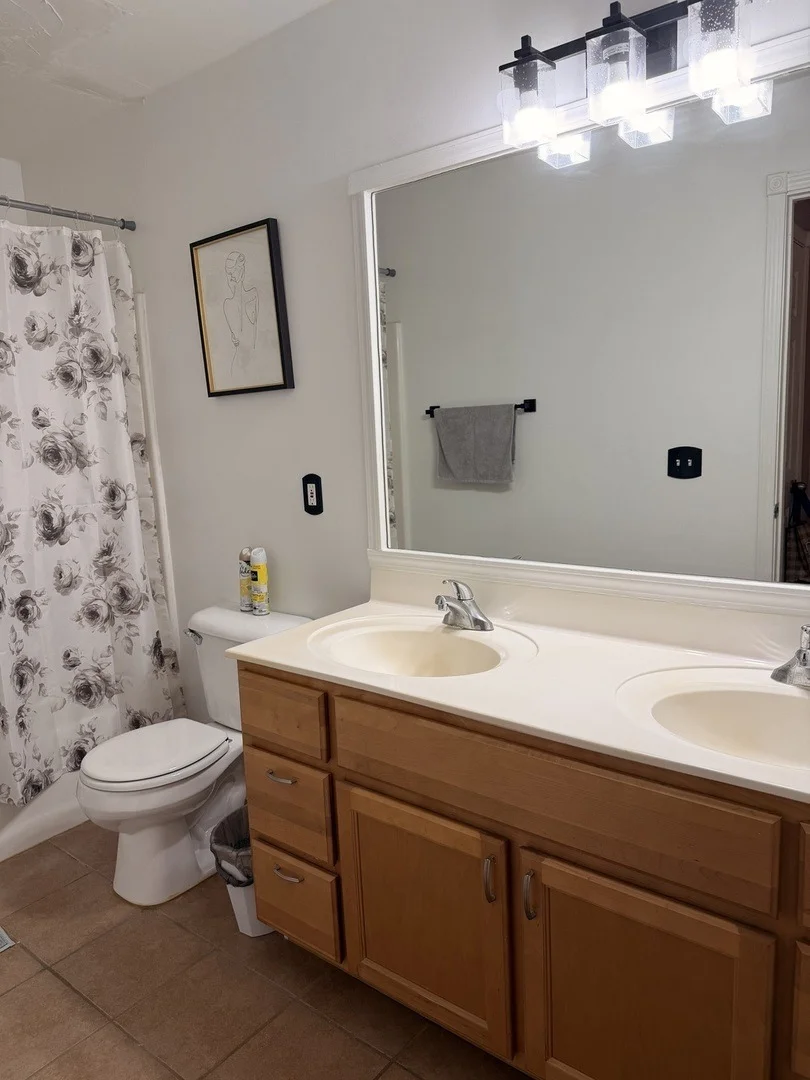 Photo of 2000 OAKBROOK Drive
