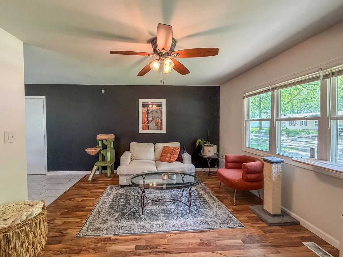 Photo of 1116 Centennial Drive
