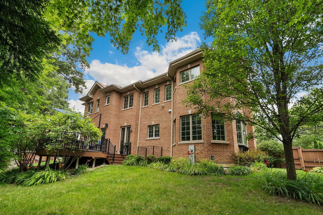 Photo of 1008 Meadow Road