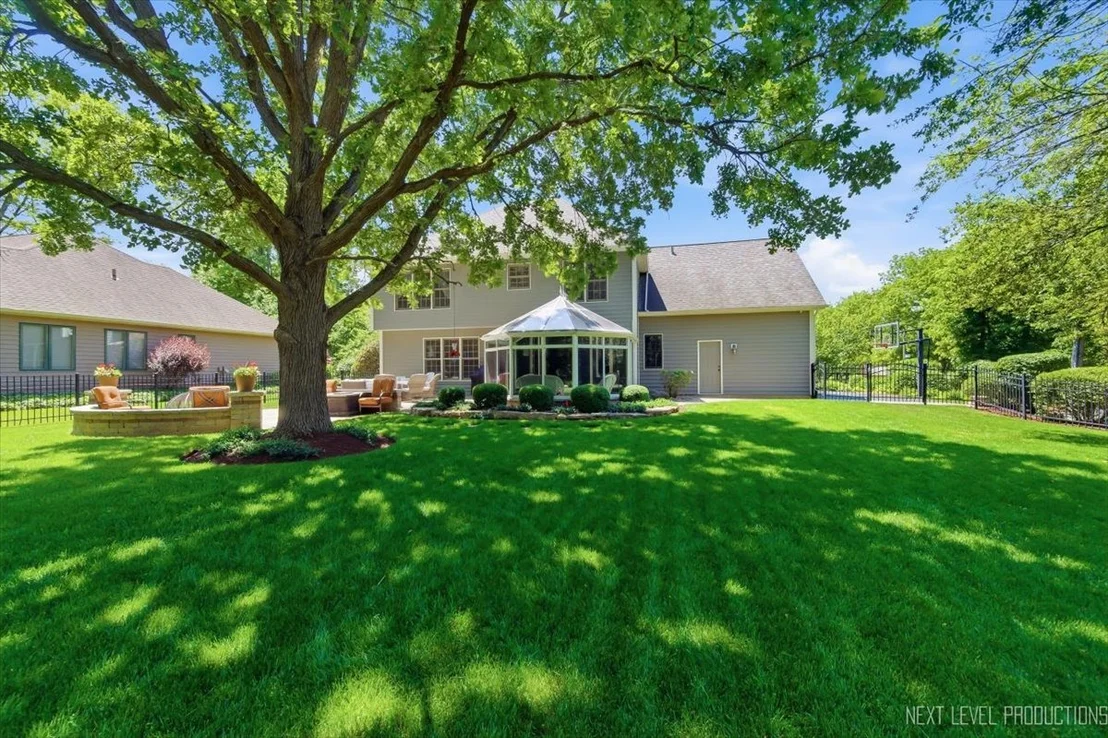 Photo of 990 Pinecrest Drive