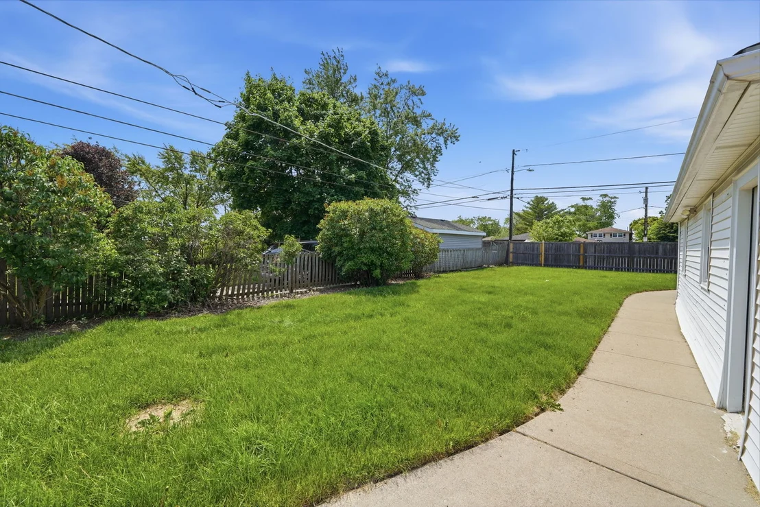 Photo of 2834 Maple Street