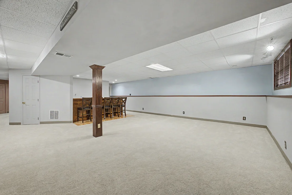 Photo of 1297 N Forrest Drive