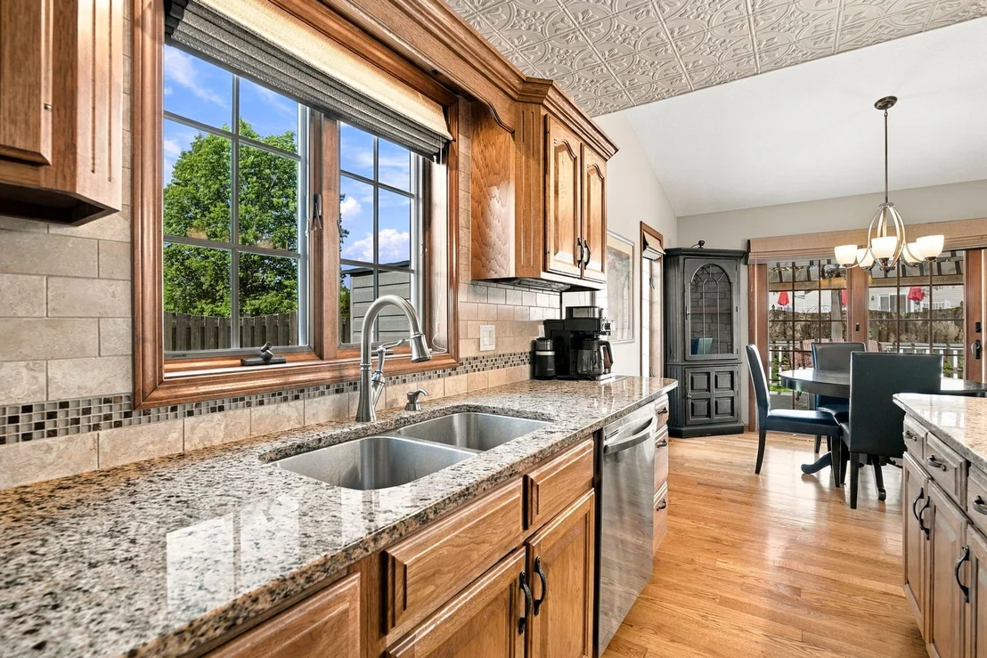 Photo of 1222 Vantage Lane