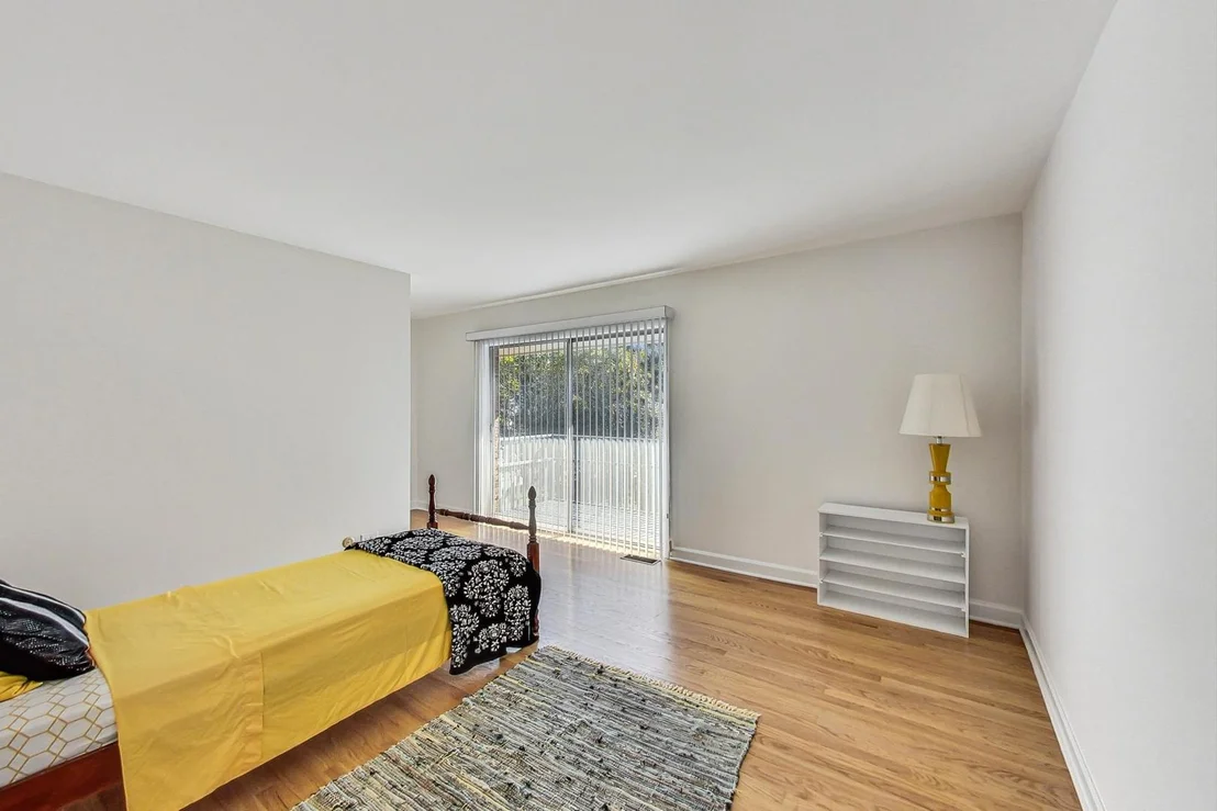Photo of Unit A at 1216 Pine Street