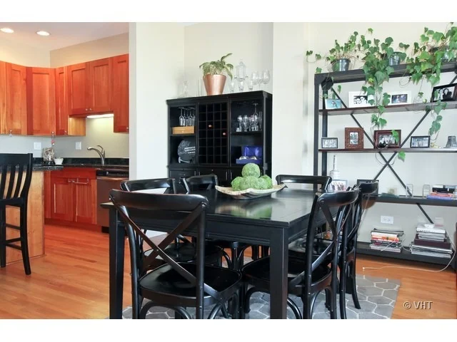 Photo of Unit 6C at 1355 W WASHINGTON Street