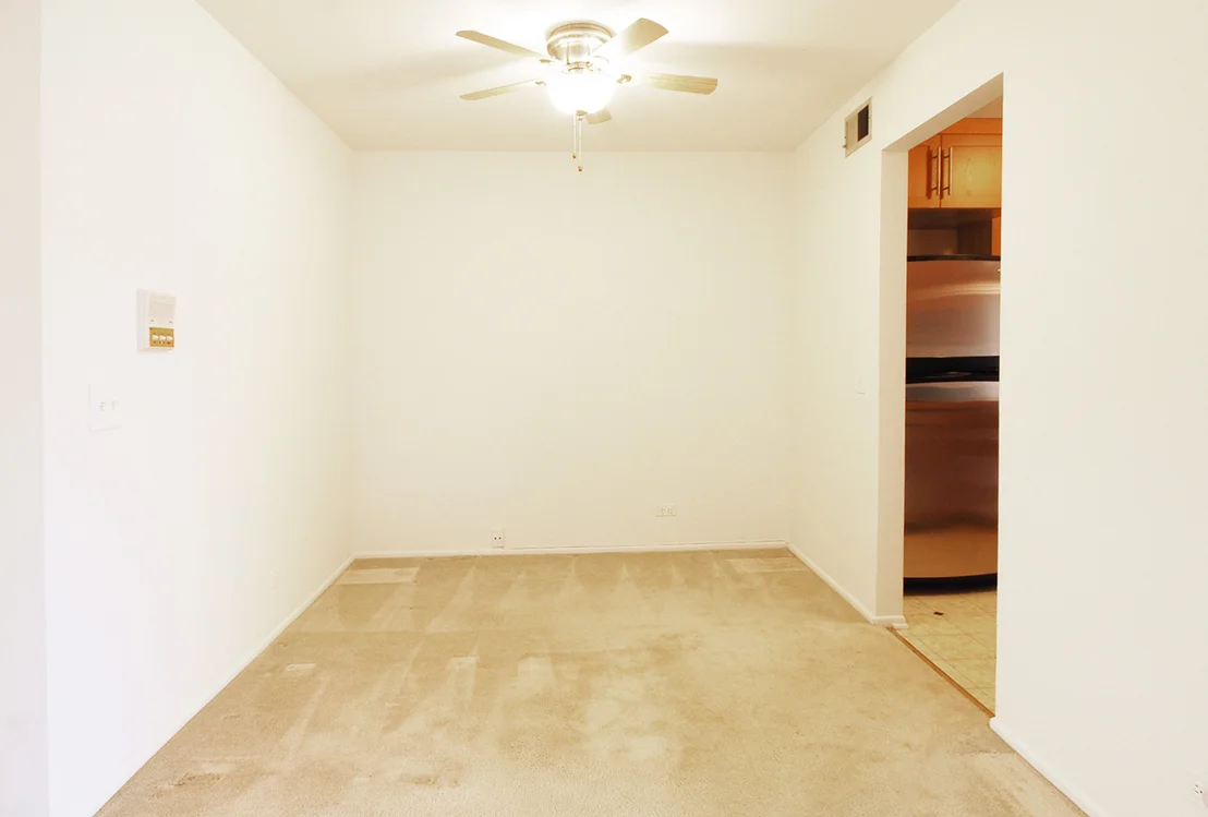 Photo of Unit D2 at 1540 Springview Court