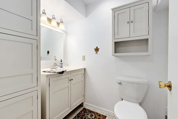 Photo of 143 Camelot Way