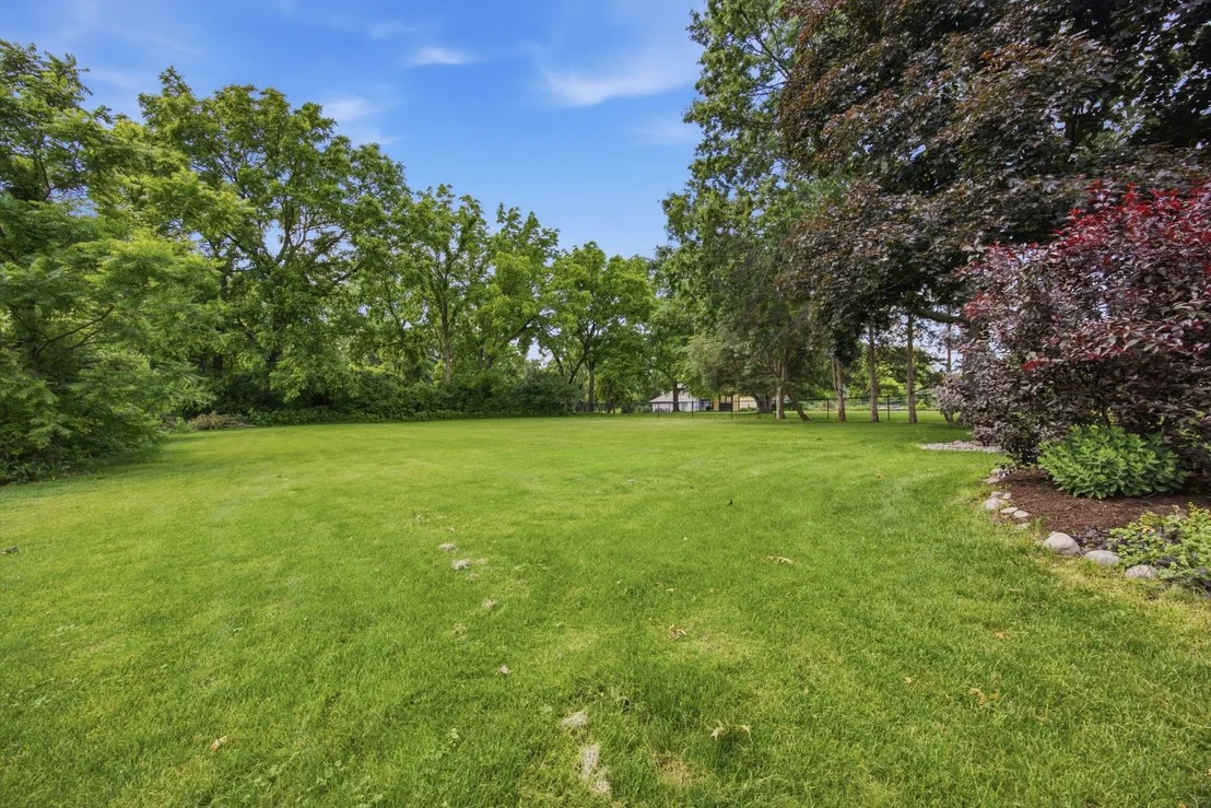 Photo of 19W471 Deerpath Lane