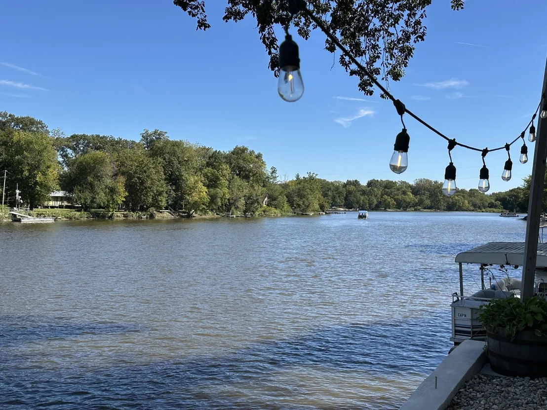 Photo of 2833 River Road