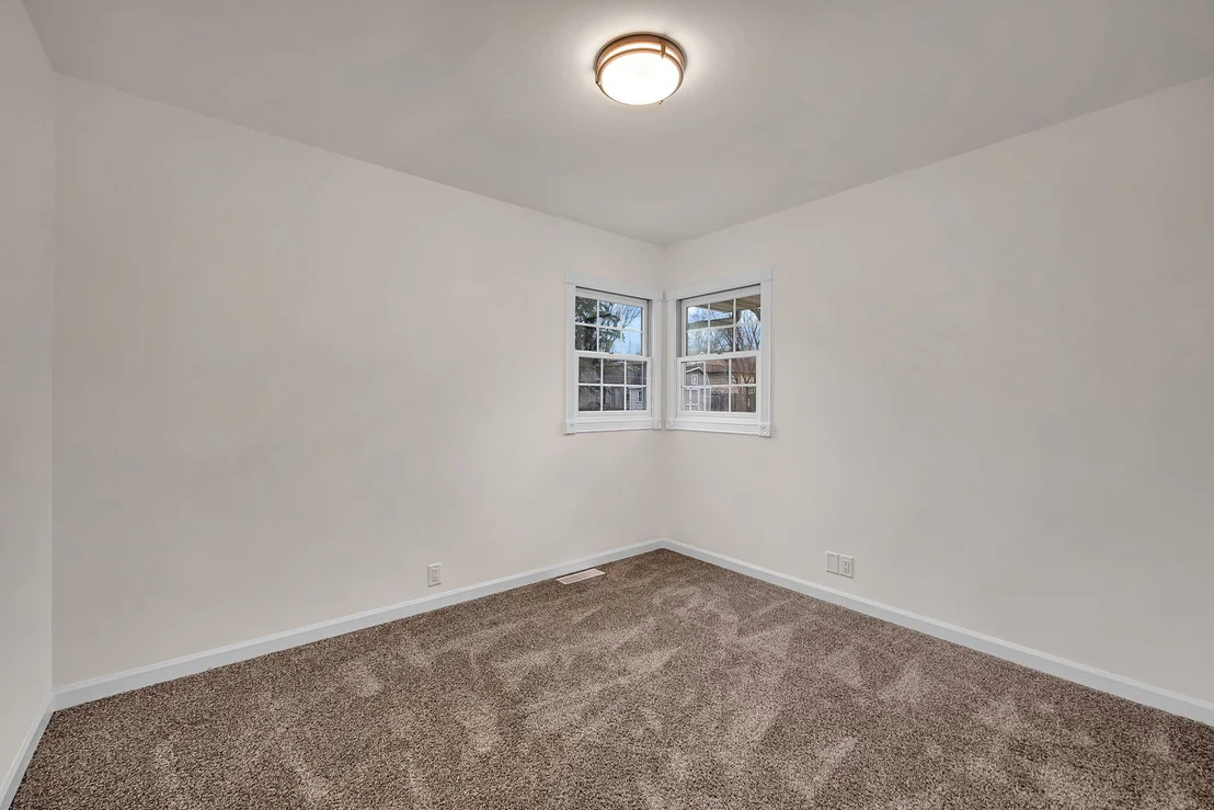 Photo of 917 Parks Lane