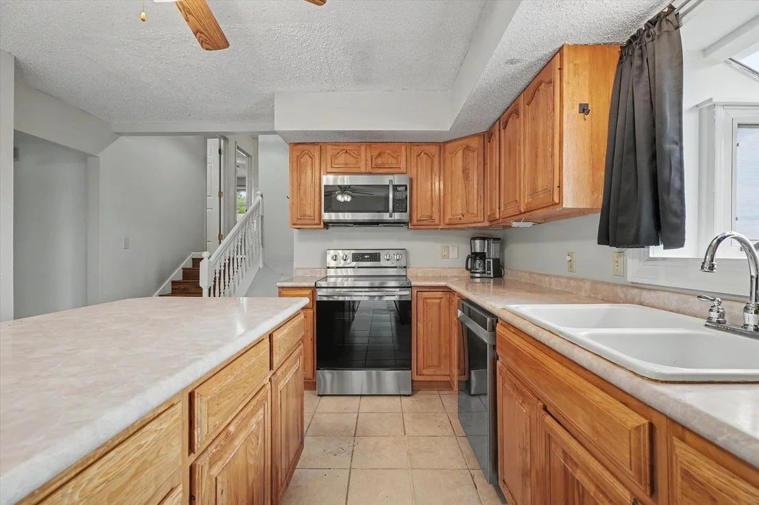 Photo of 2229 Jeffery Drive