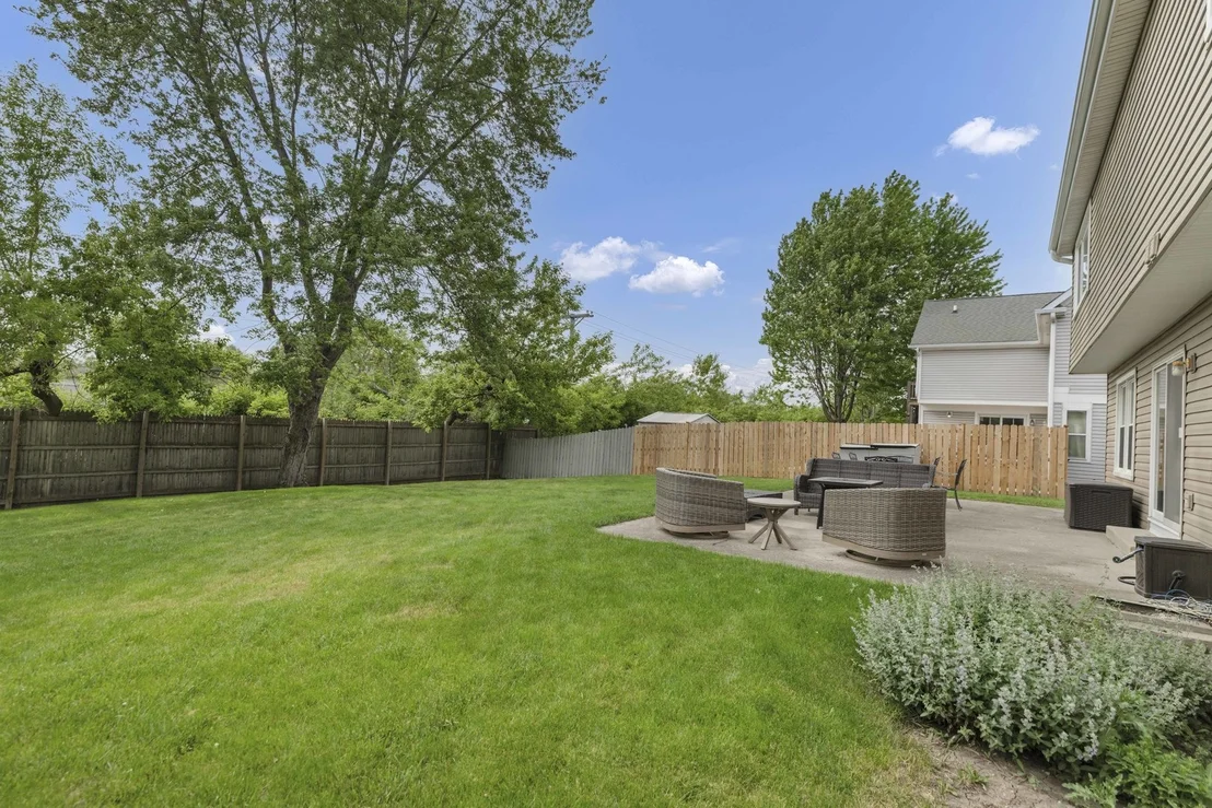 Photo of 323 Farmhill Circle