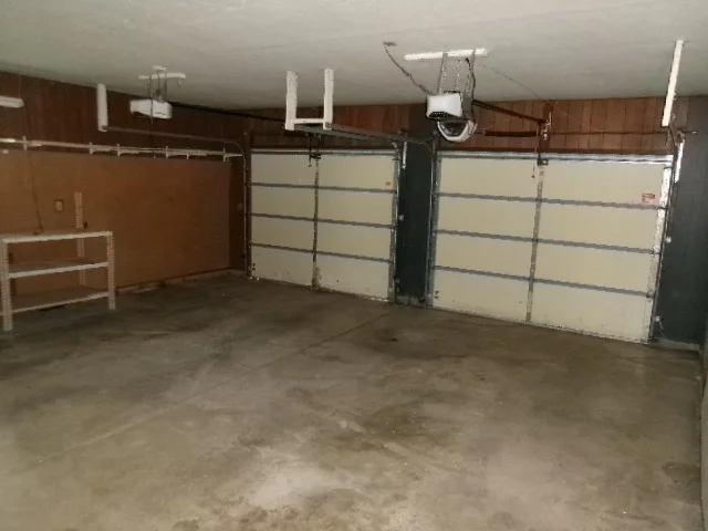 Photo of 1074 N 2nd Road