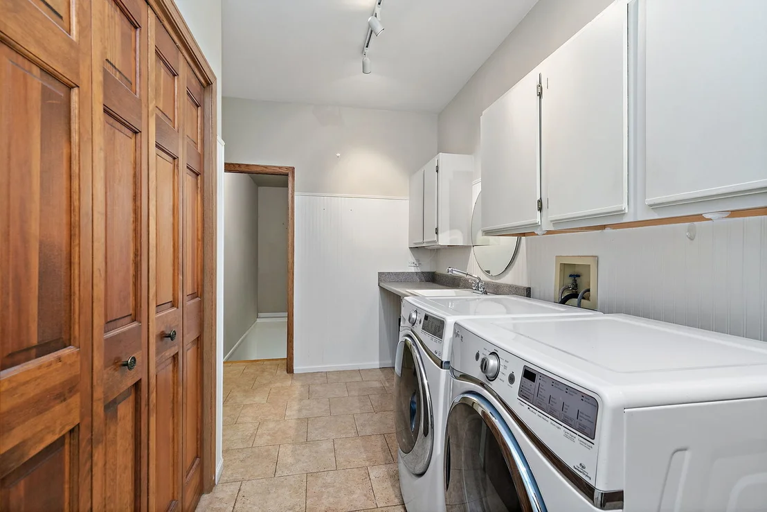 Photo of 2101 Burnham Court