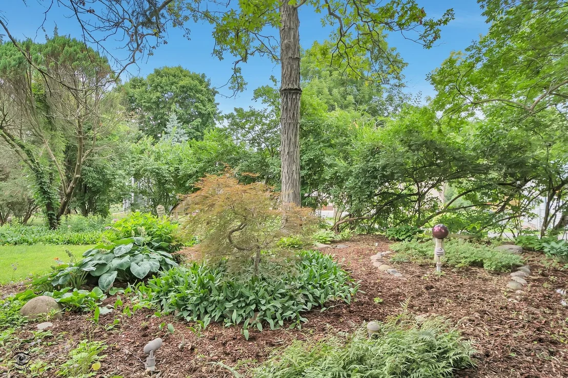 Photo of 864 Ash Drive