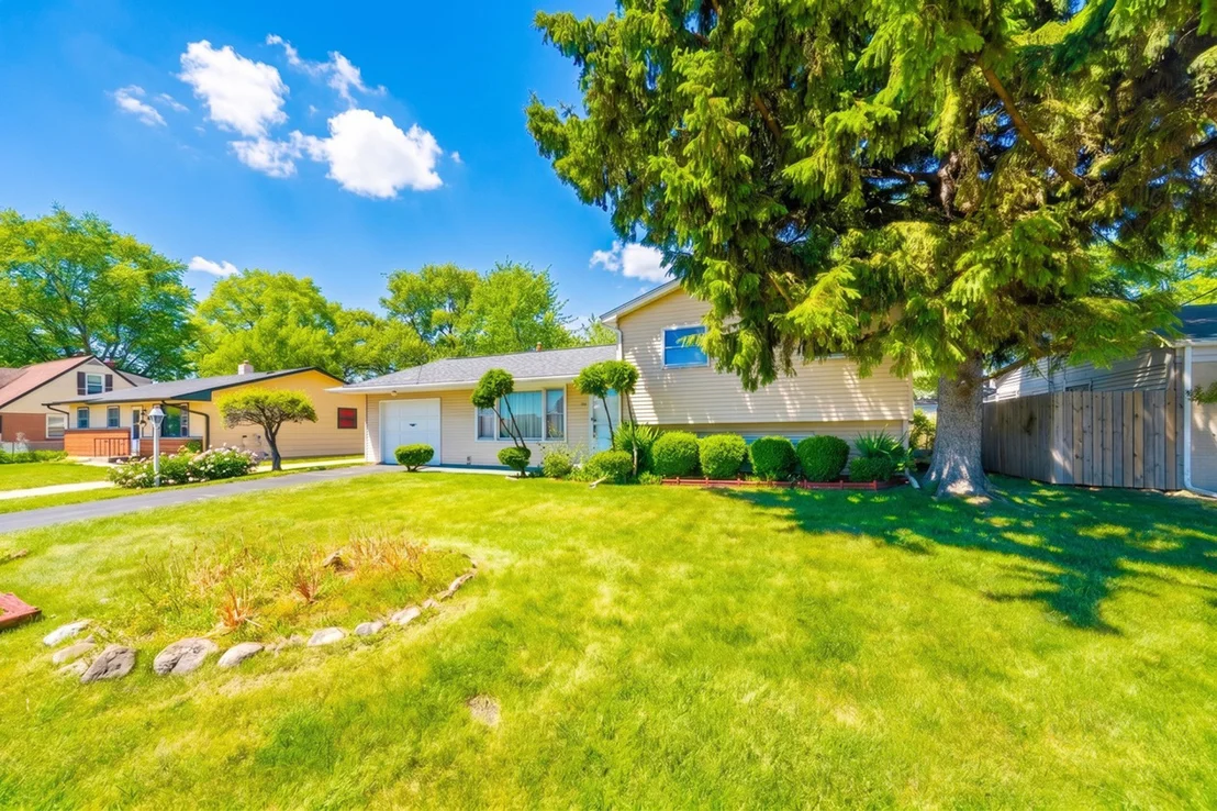 Photo of 380 Barron Boulevard