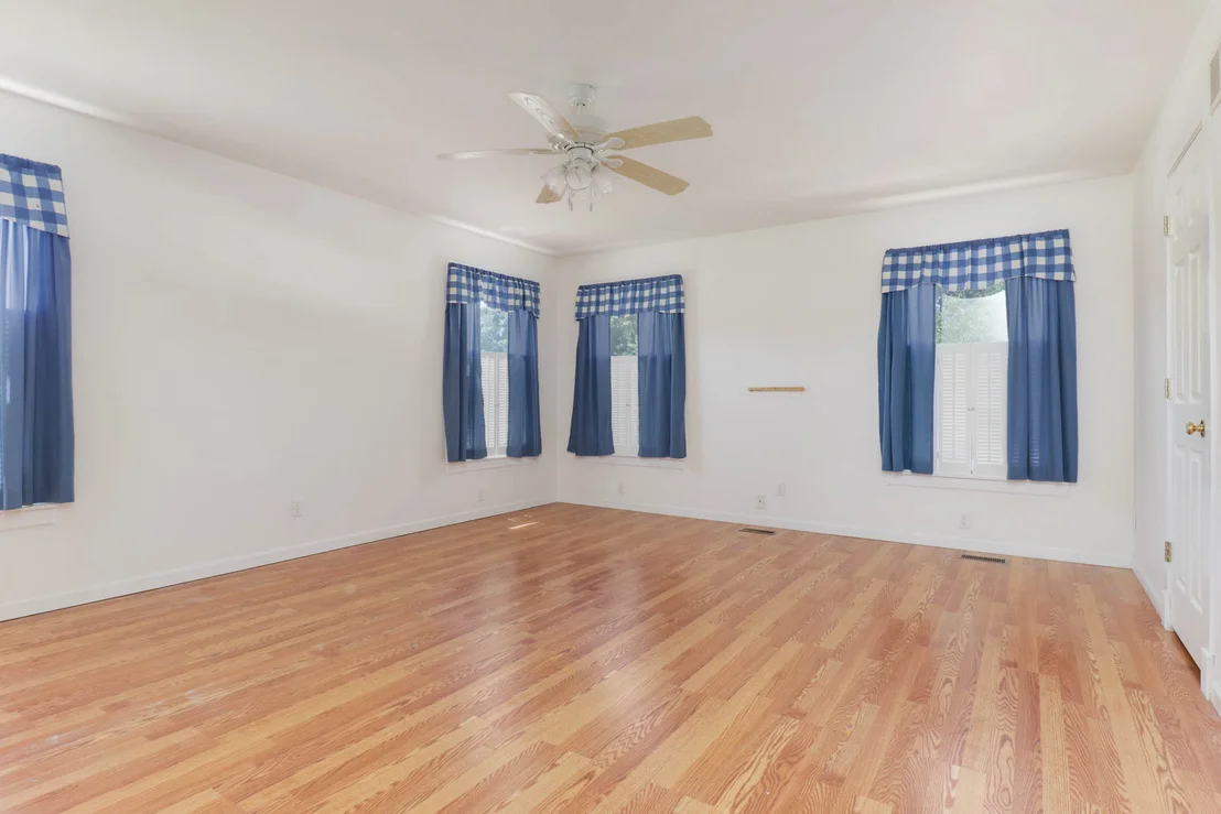 Photo of 409 Woodrig Road