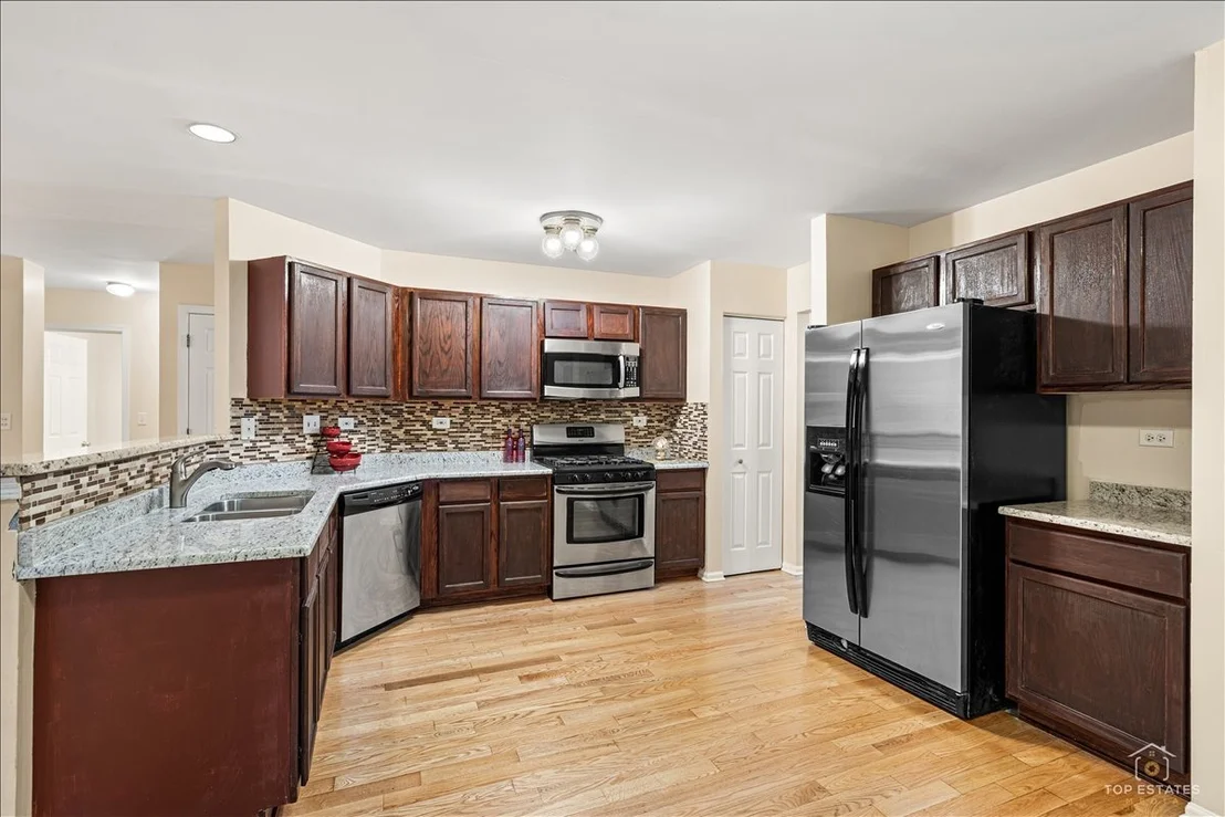 Photo of 7 Eagle Court