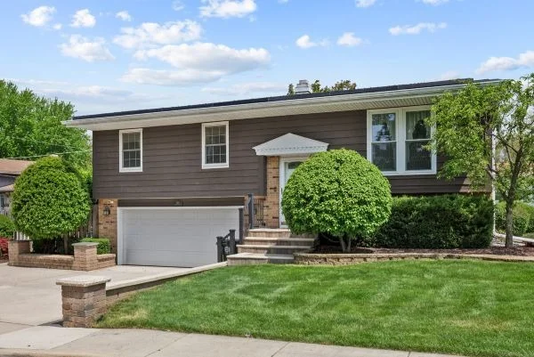 Photo of 318 Hillcrest Drive