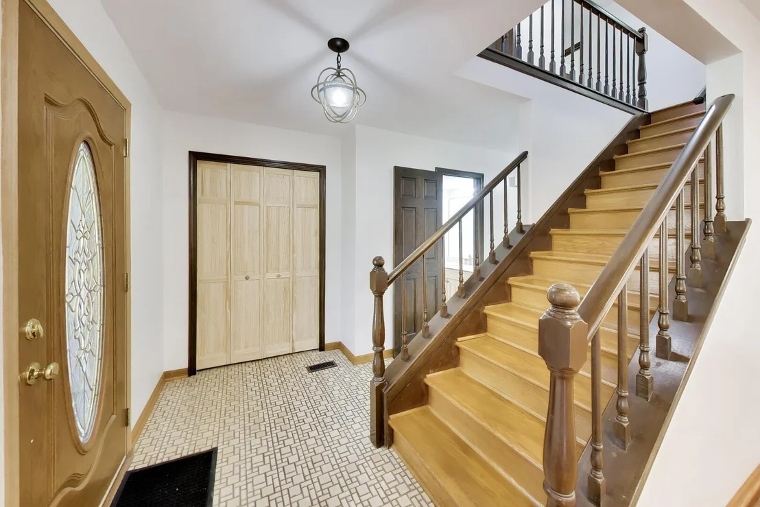 Photo of 720 Dunhill Drive