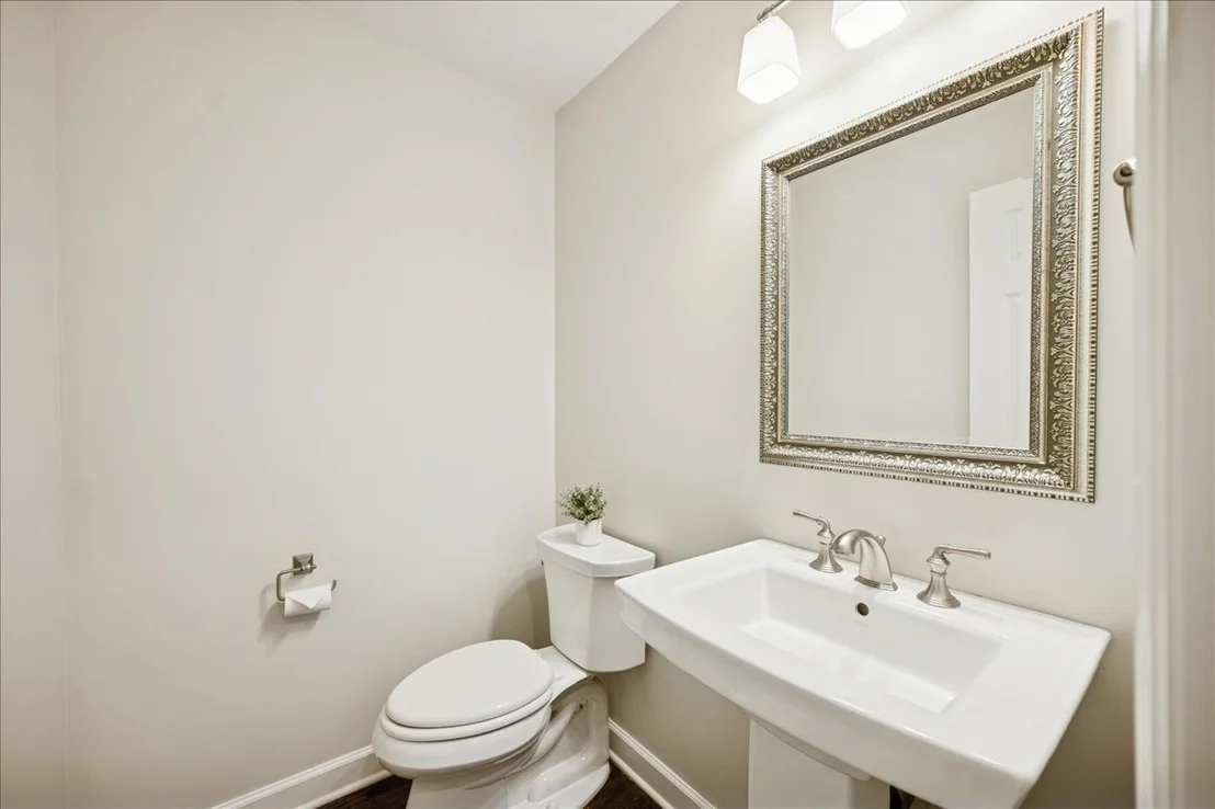 Photo of 898 Bridlegate Lane