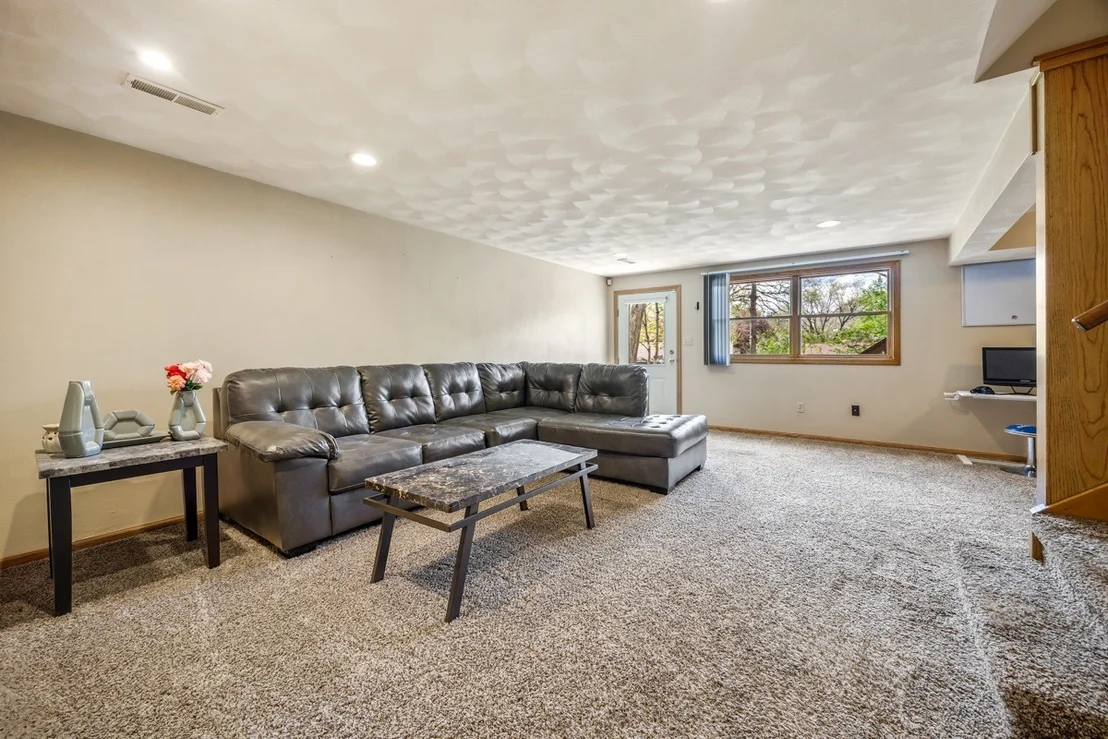 Photo of 1111 Edgewood Circle