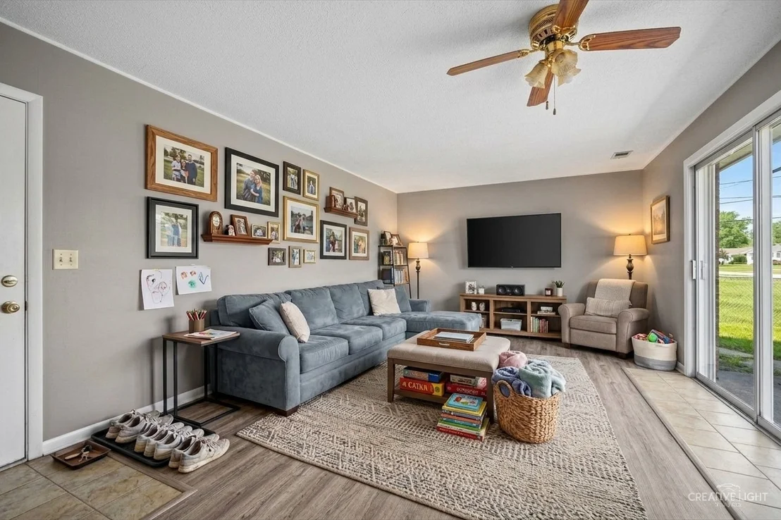 Photo of 1194 Windsor Lane