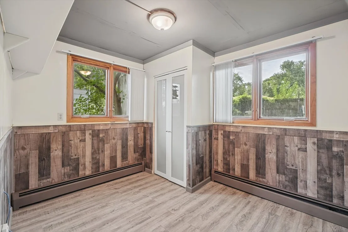 Photo of 814 Pinecrest Drive