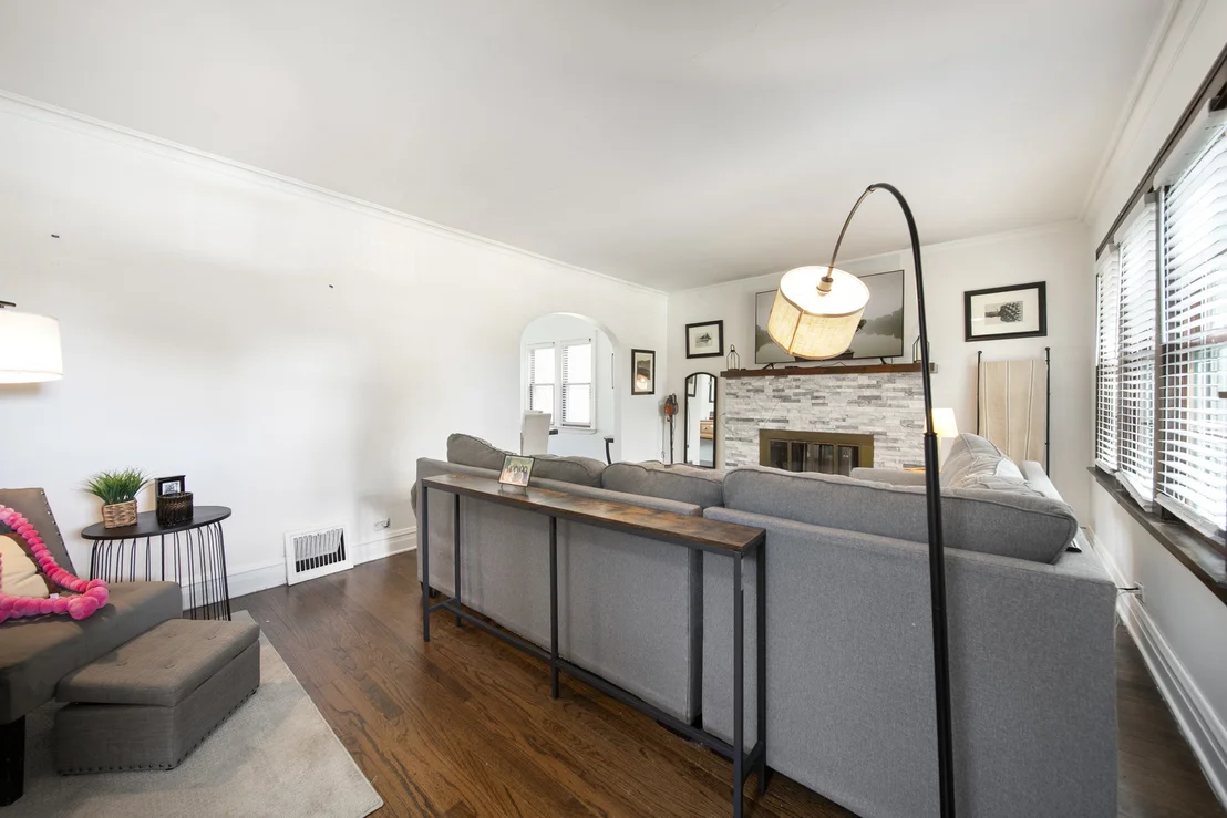Photo of 2632 Maple Street