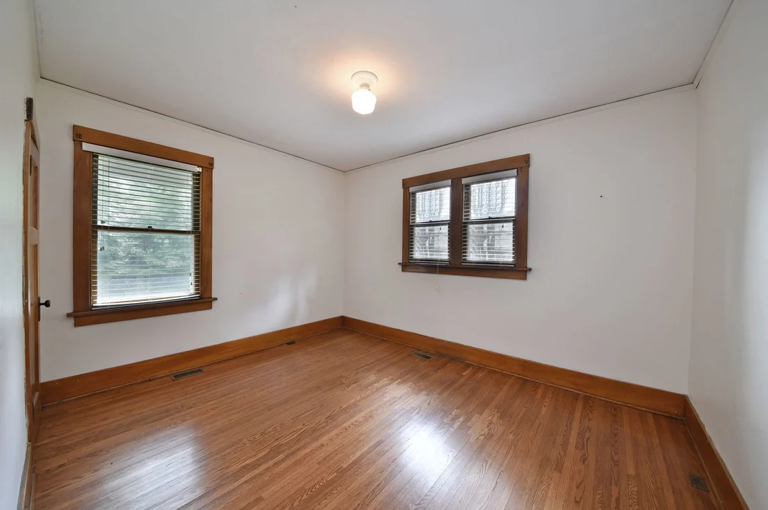 Photo of 115 N Wright Street
